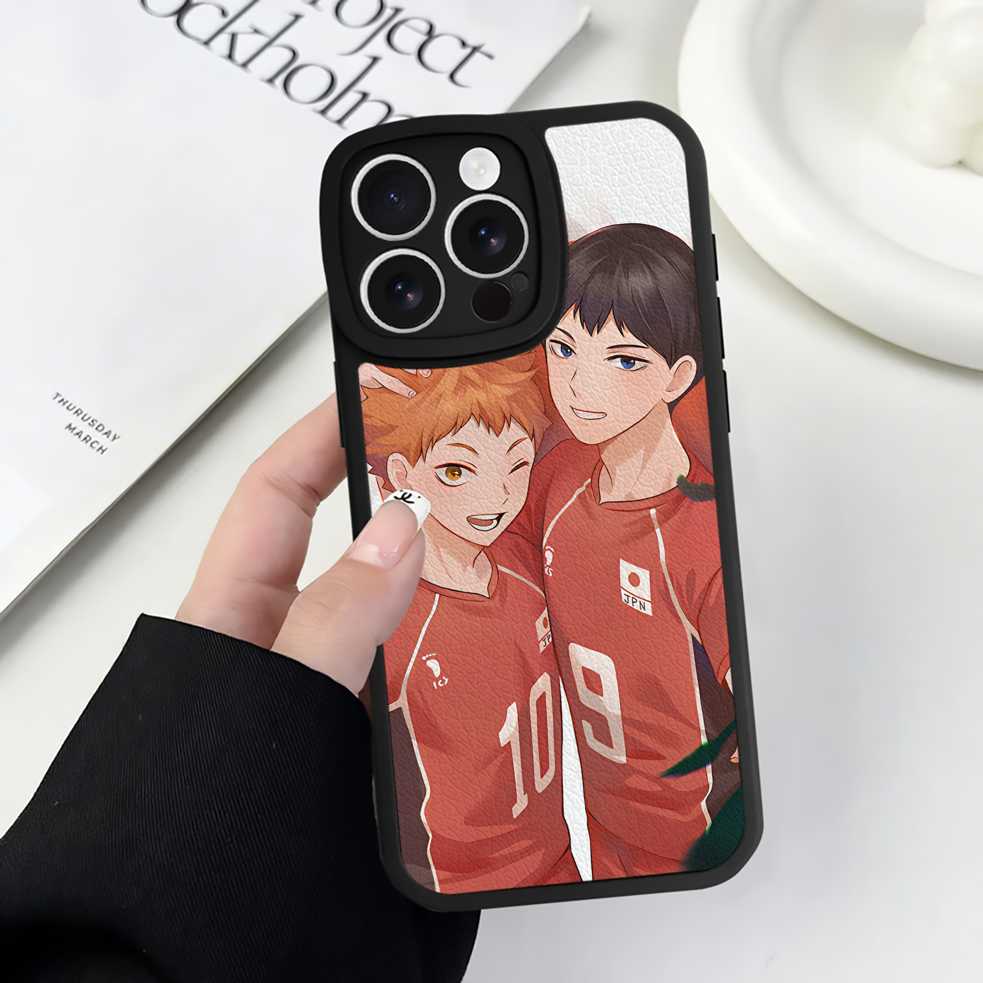 （画像用） ハイキュー!! Haikyu!! 【iPhone 16シリーズ対応】シリコンスマホケース（レザー調） 材質：シリコン